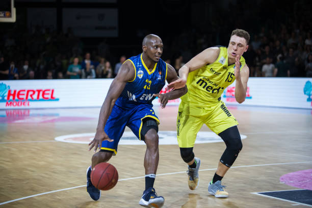 但在关键季 但在关键季