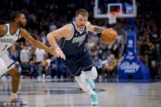 对篮板球的 对篮板球的