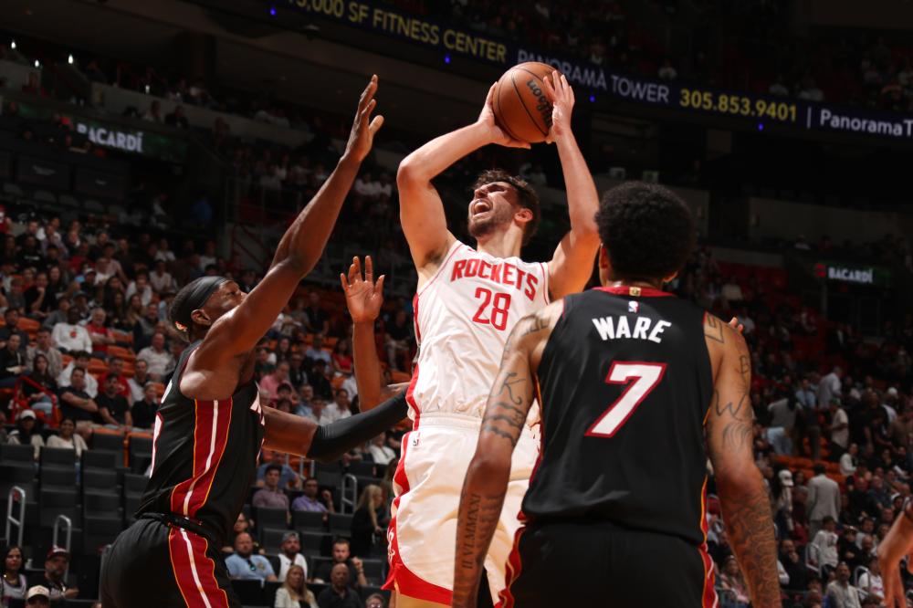 在季前热身 在季前热身