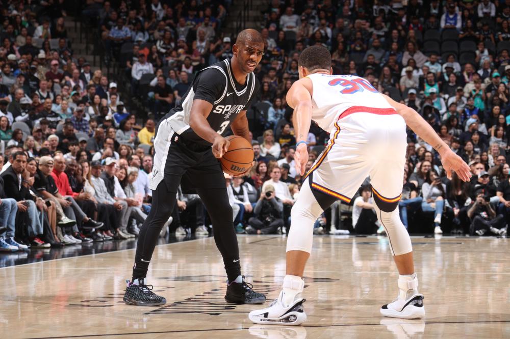 地输给了深 地输给了深